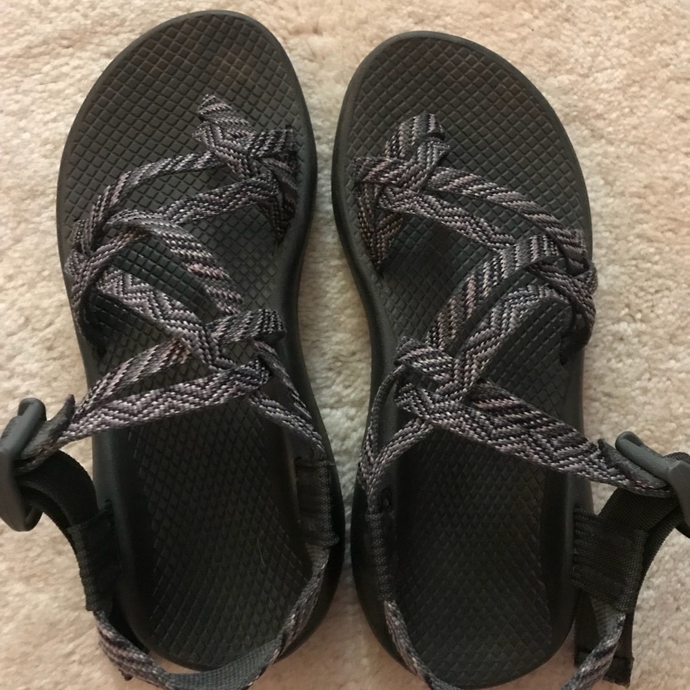 WOMENS CHACOS purple double toe strap